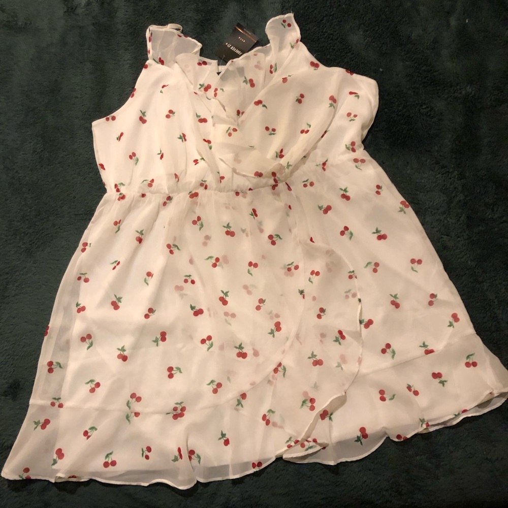White dress with Cherries Size 2x